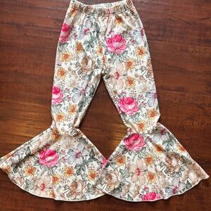 SHEIN Floral Bell-Bottom Kids Pants